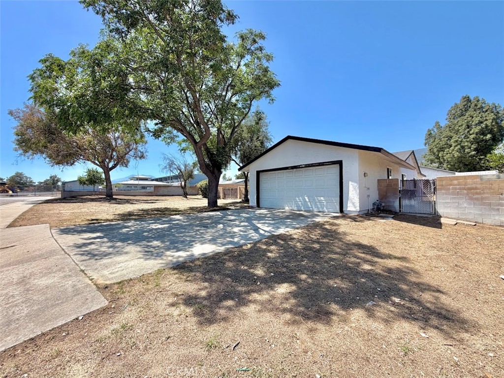 1334 Jeffrey Way Property Photo 3