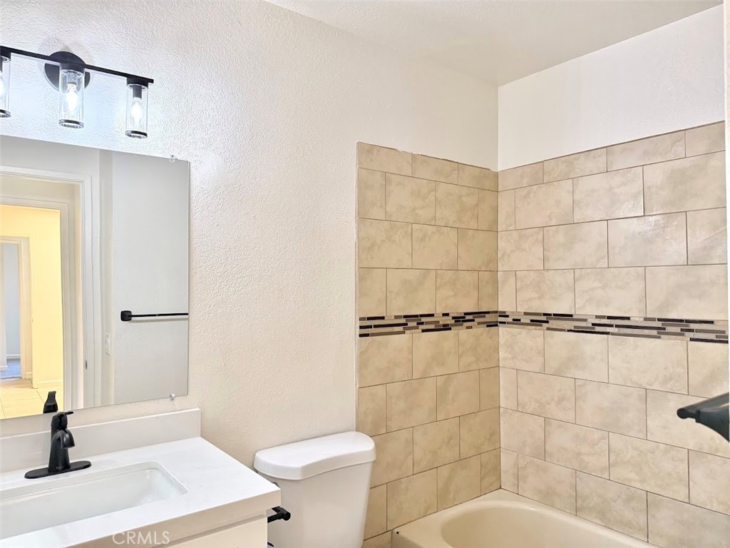1334 Jeffrey Way Property Photo 16