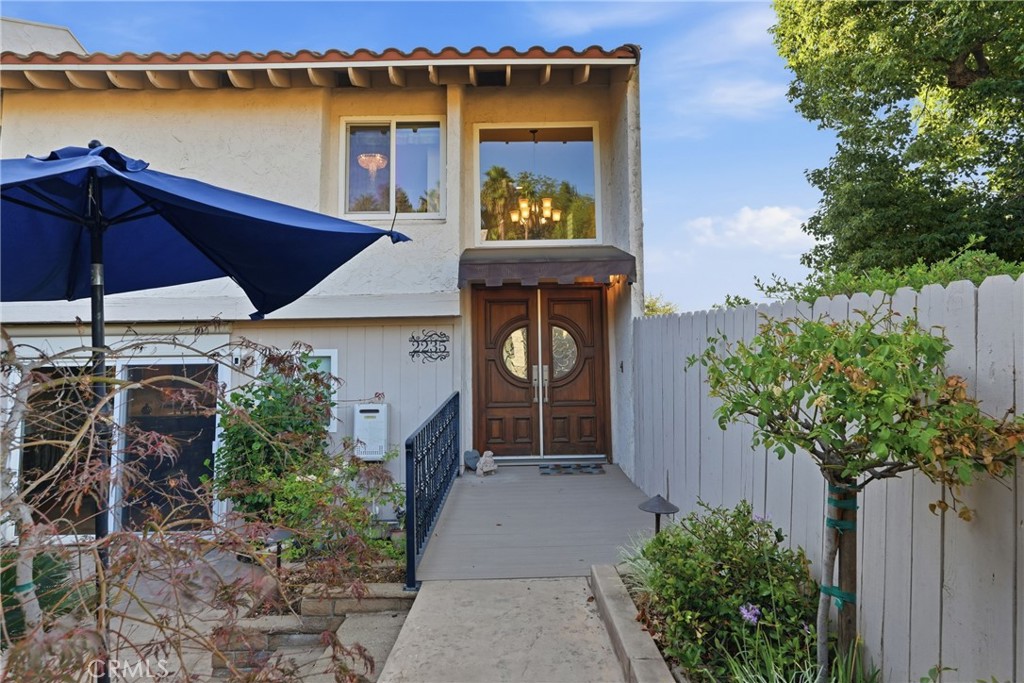 2235 El Capitan Property Photo 9