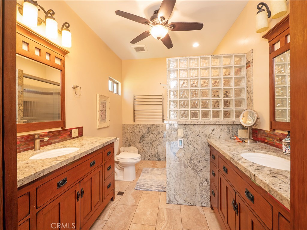 2083 Grace Property Photo 7