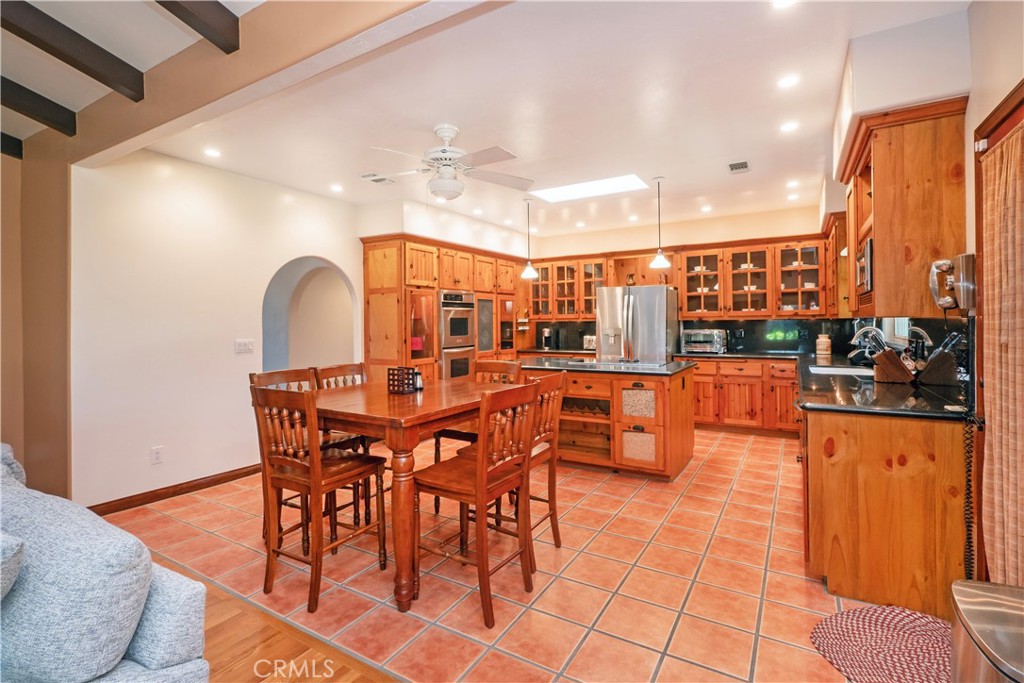2083 Grace Property Photo 15