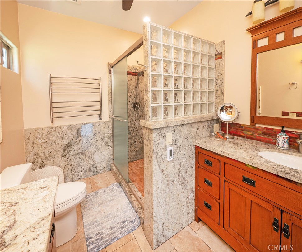 2083 Grace Property Photo 22
