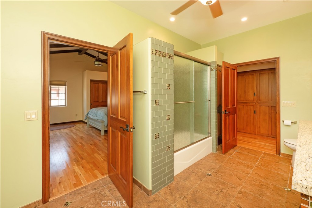 2083 Grace Property Photo 28