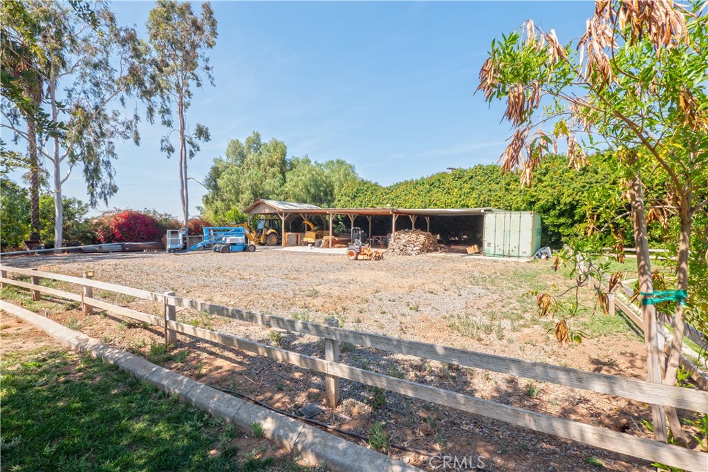 2083 Grace Property Photo 56
