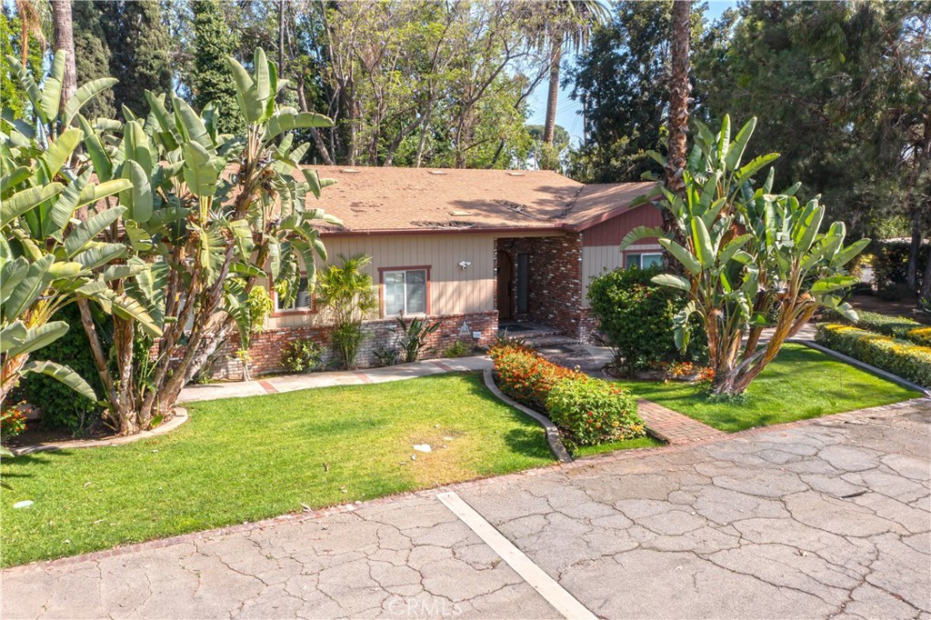 2083 Grace Property Photo 65