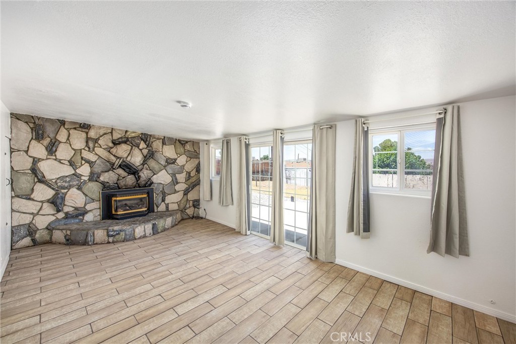 1609 De Anza Property Photo 13