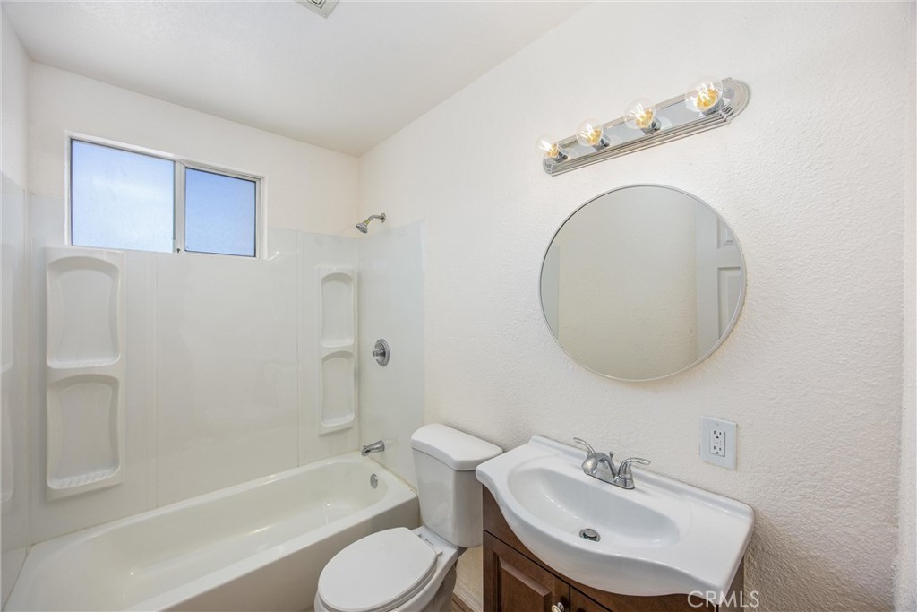 1609 De Anza Property Photo 20