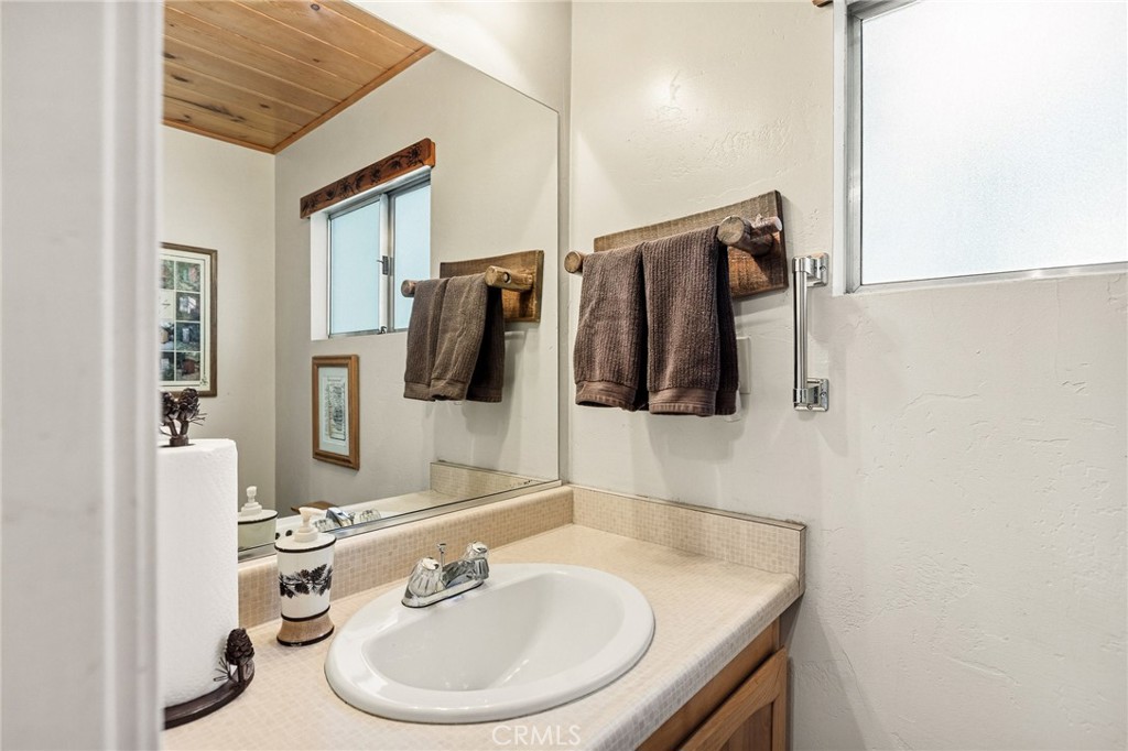 2343 Spring Oak Property Photo 11