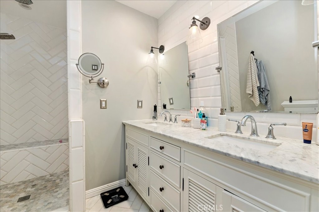 3968 Elmwood Court Property Photo 24
