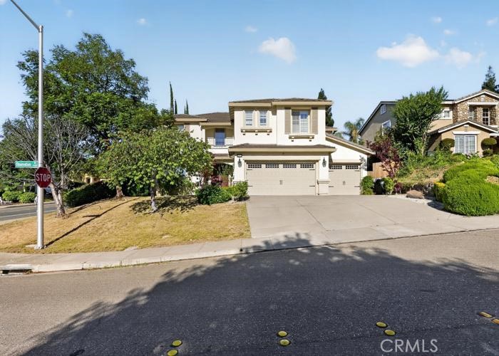 1671 Observation Way Property Photo