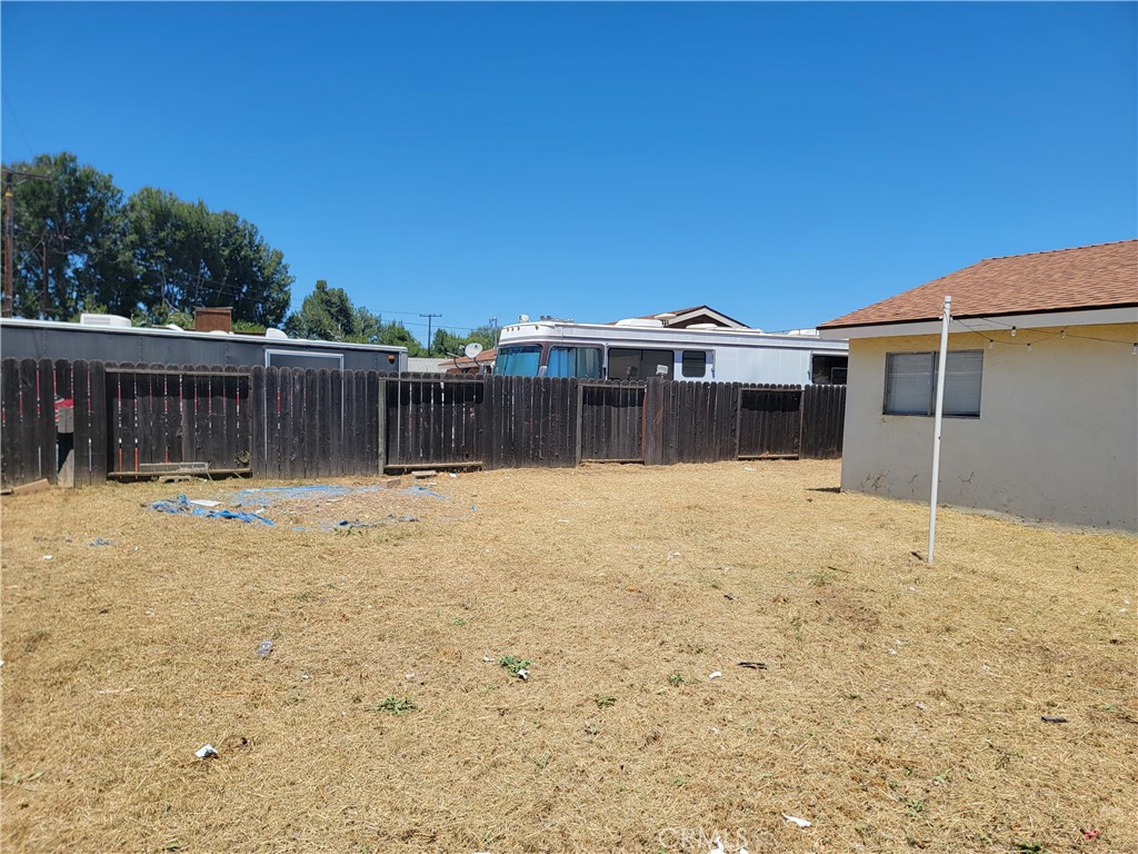 930 Garden Grove Property Photo 8
