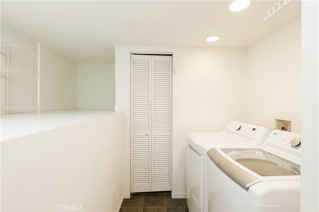 599 Alta Vista Property Photo 38