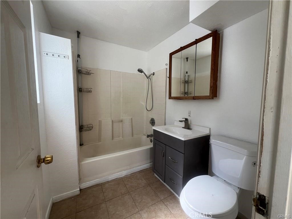 303 Ca-138 Property Photo 14