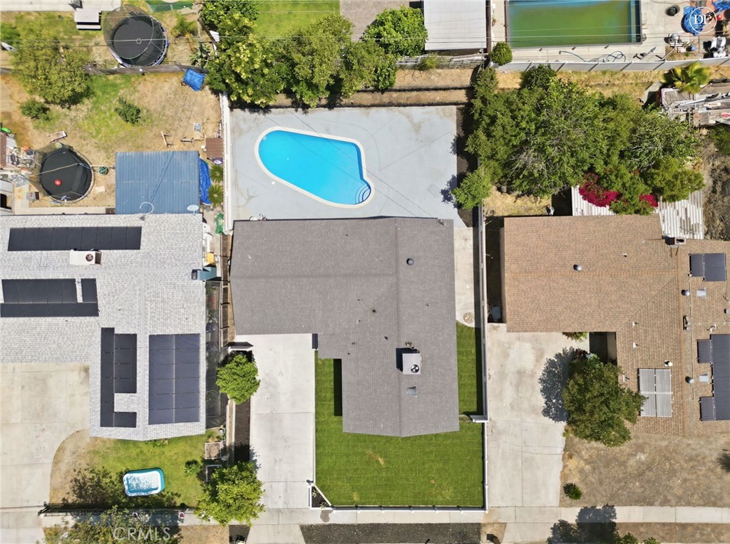 600 June Property Photo 33