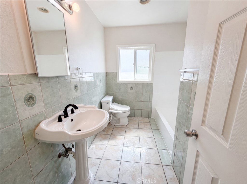 322 E Mariposa Property Photo 11