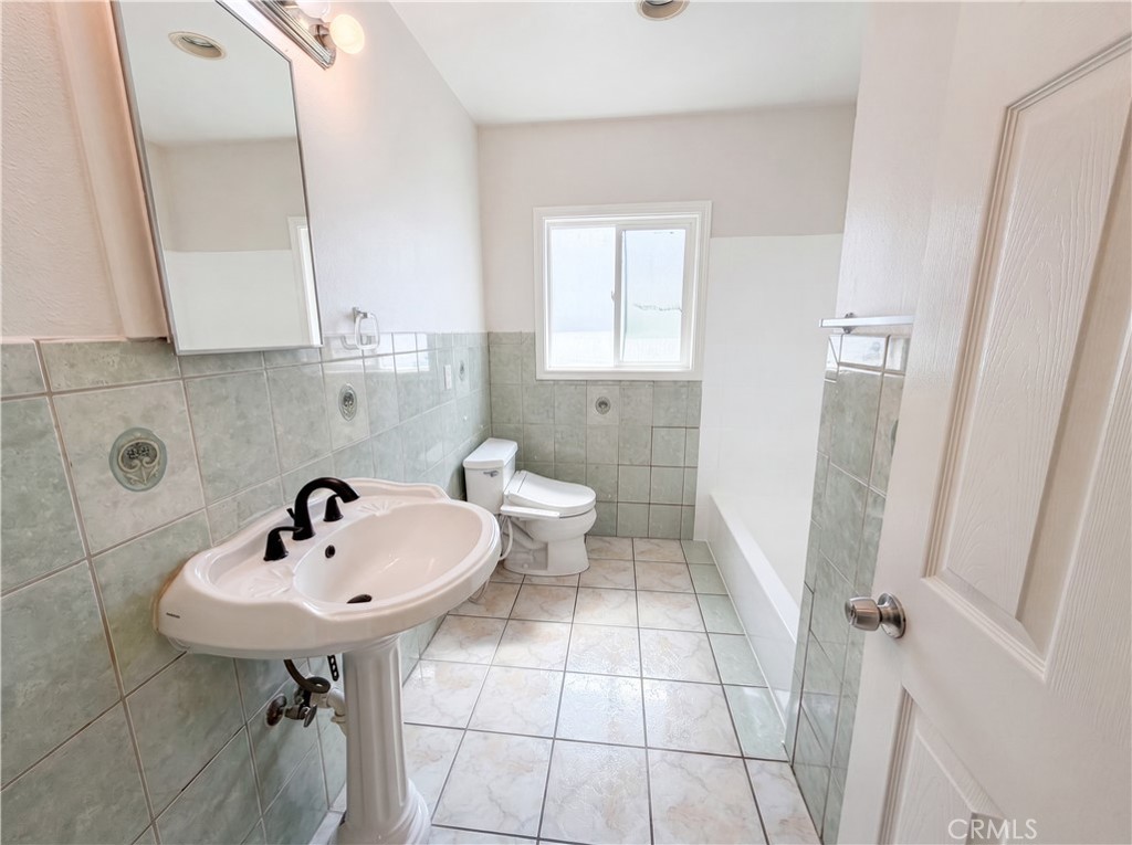 322 E Mariposa Property Photo 11