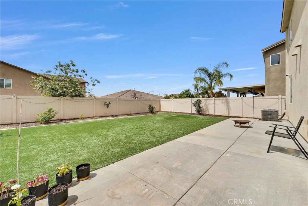 1059 Little Leaf Property Photo 24