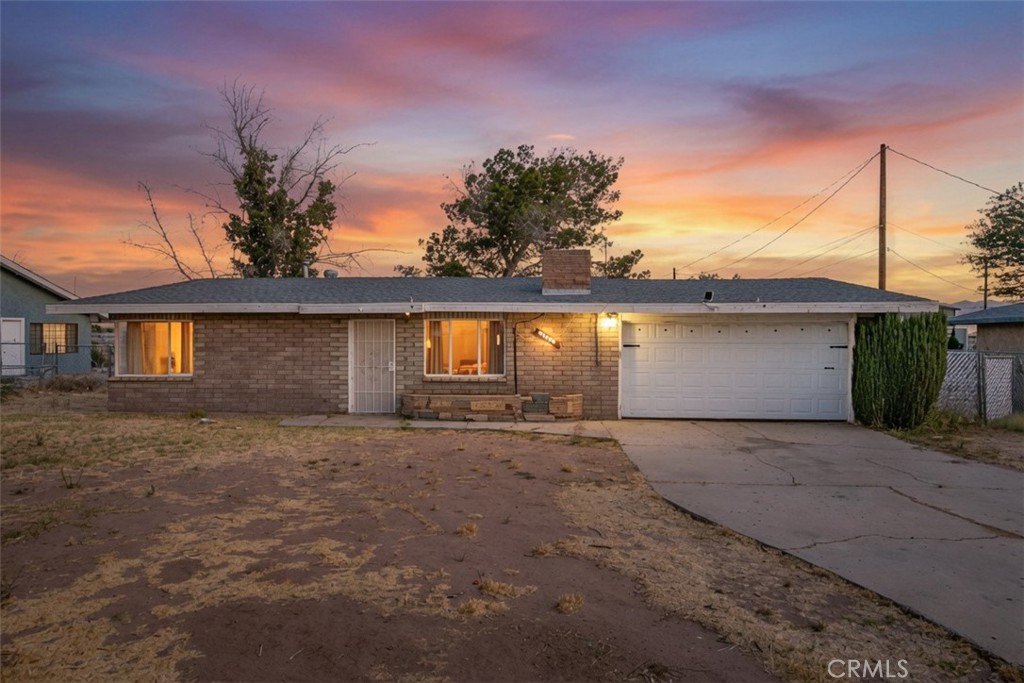 21798 Standing Rock Ave Property Photo 1