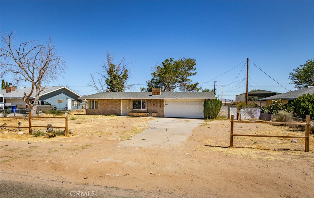 21798 Standing Rock Ave Property Photo 2