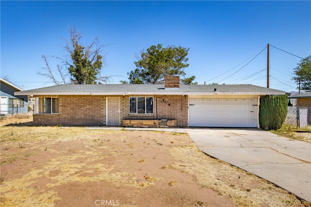 21798 Standing Rock Ave Property Photo 3