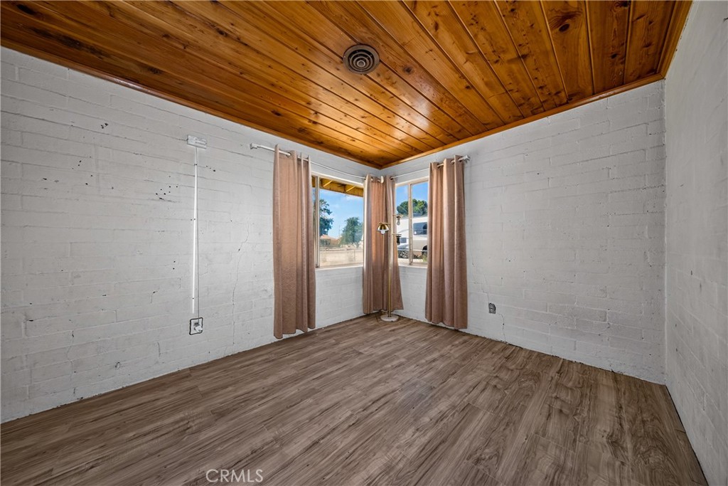21798 Standing Rock Ave Property Photo 15