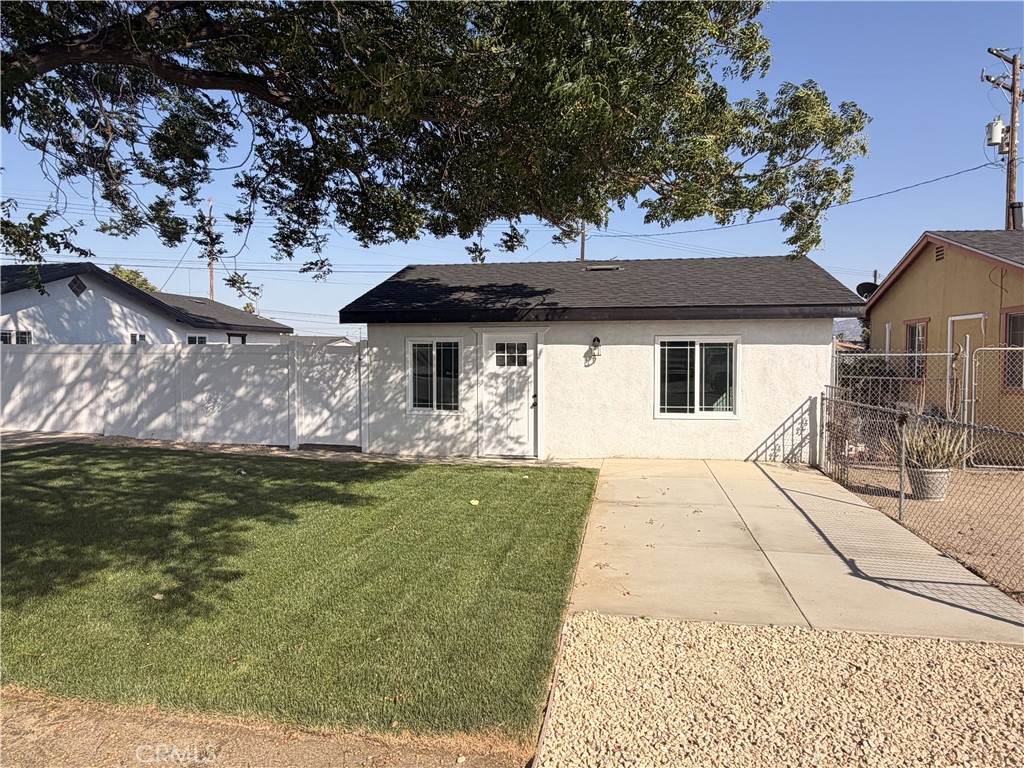 1460 Redlands Property Photo 1