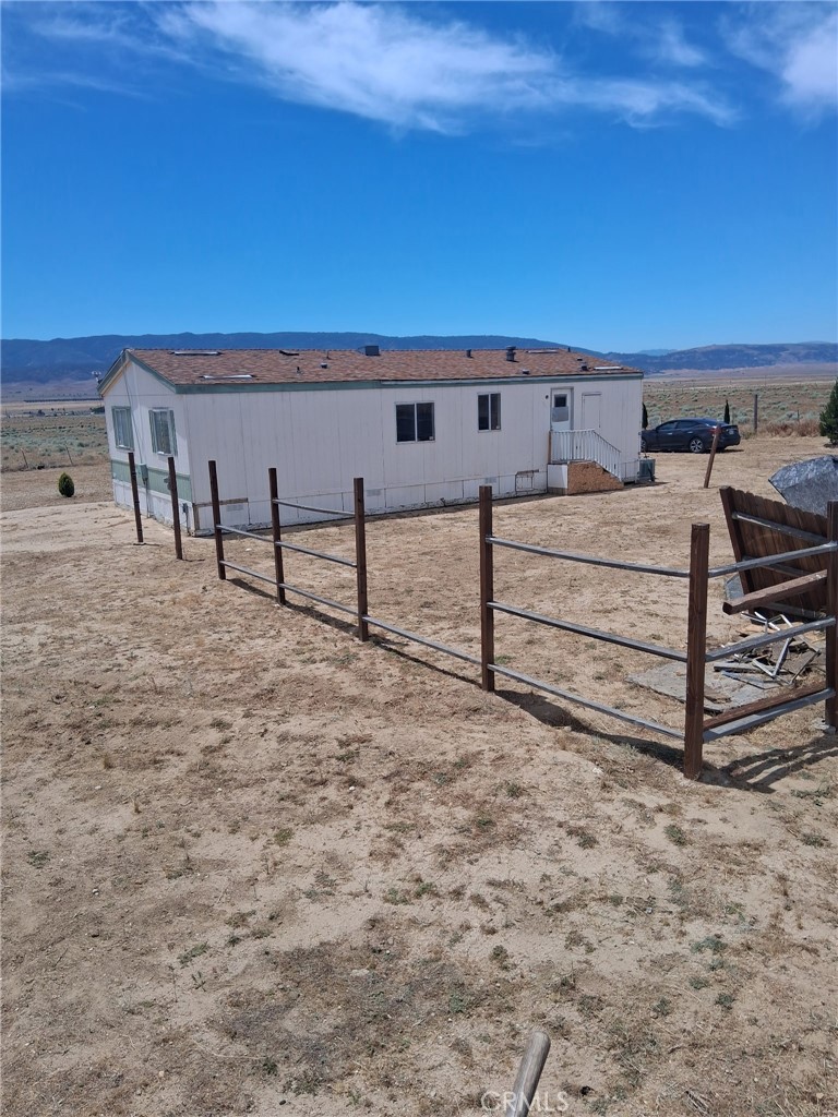27543 Kingbird Property Photo 2