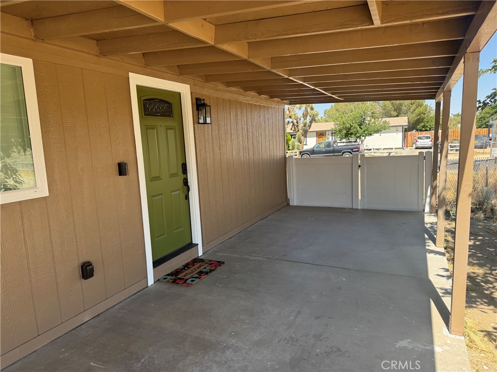 19006 Joshua Street Property Photo 8