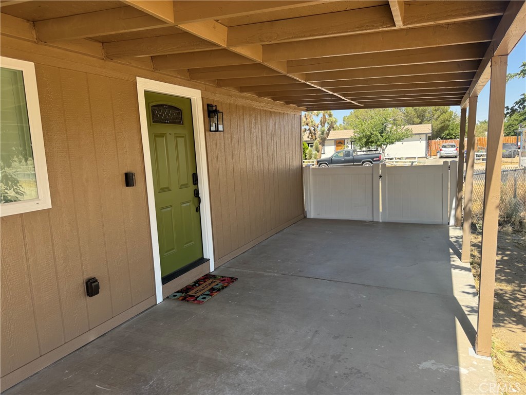 19006 Joshua Street Property Photo 9