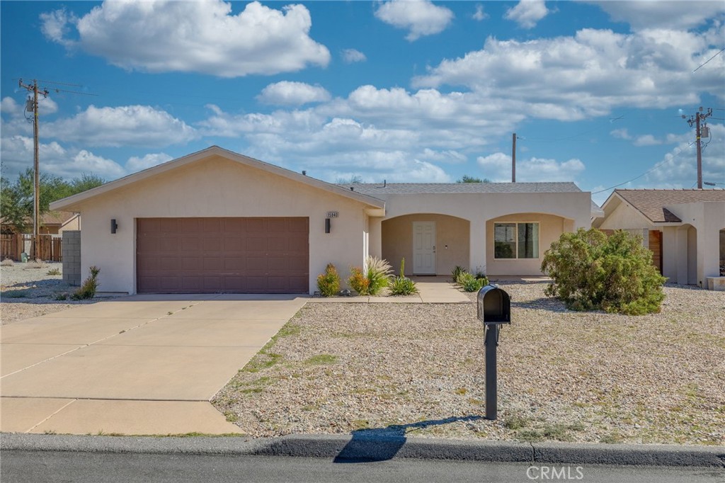 15840 Clearwater Property Photo 3