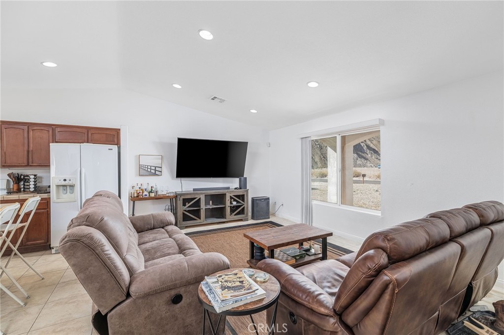 15840 Clearwater Property Photo 4