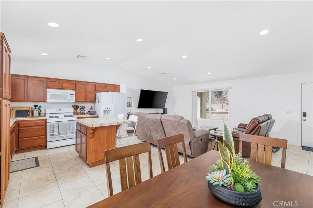 15840 Clearwater Property Photo 9