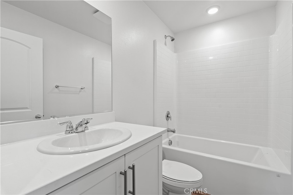 14063 Starlene St Property Photo 16