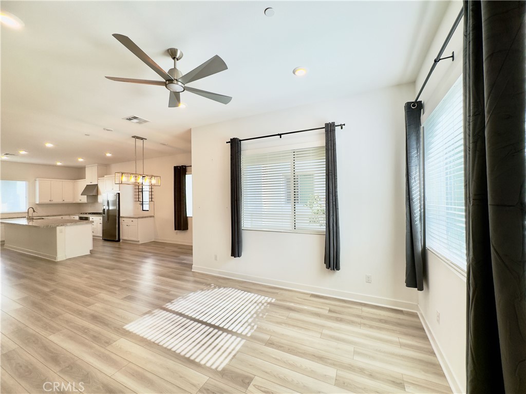 1868 S Westside Drive 28 Property Photo 13