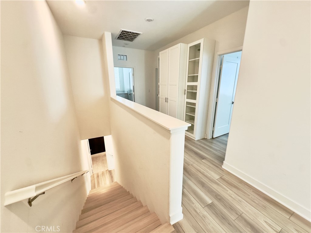 1868 S Westside Drive 28 Property Photo 19