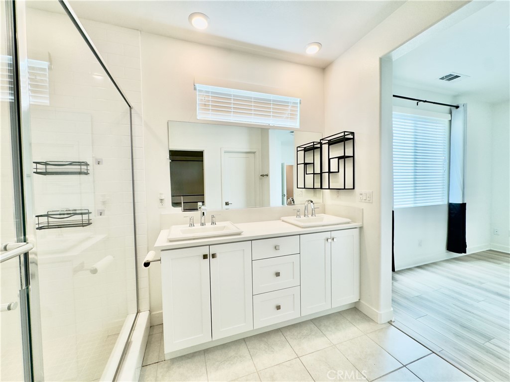 1868 S Westside Drive 28 Property Photo 24
