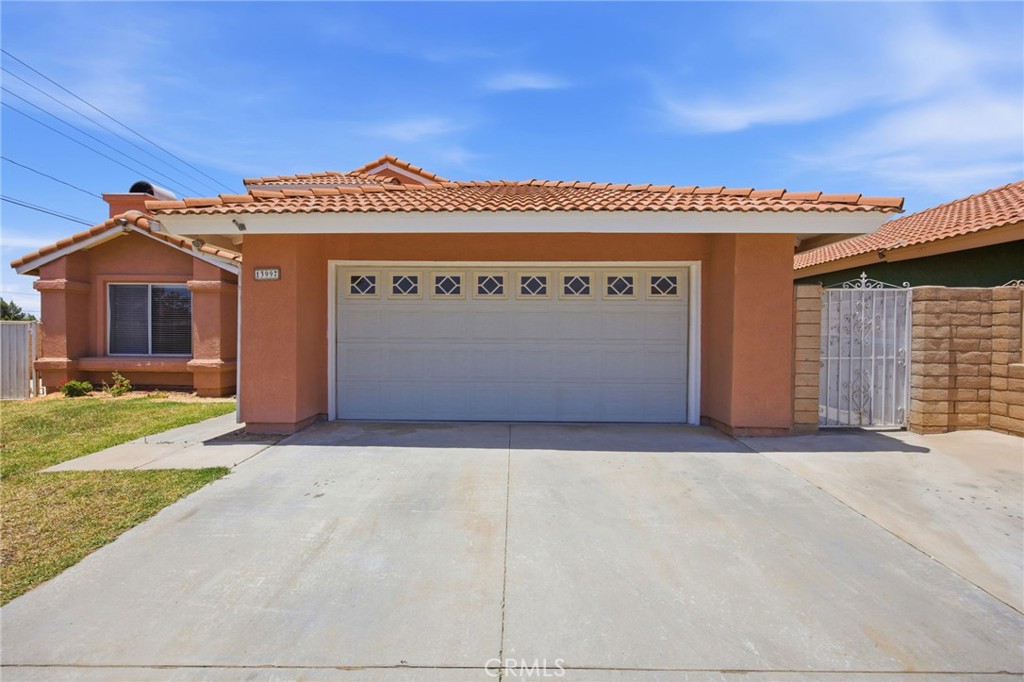 13997 Chervil Court Property Photo 11