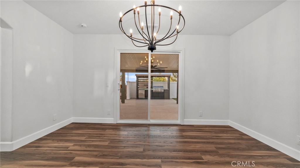 1726 Kings Road Property Photo 12