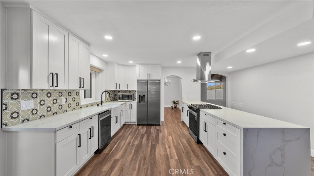 1726 Kings Road Property Photo 17