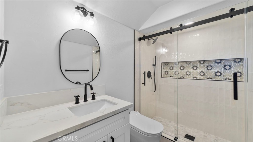 1726 Kings Road Property Photo 23