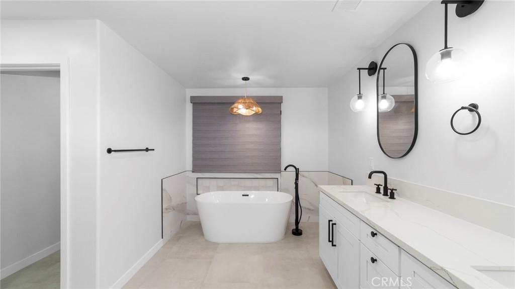 1726 Kings Road Property Photo 45