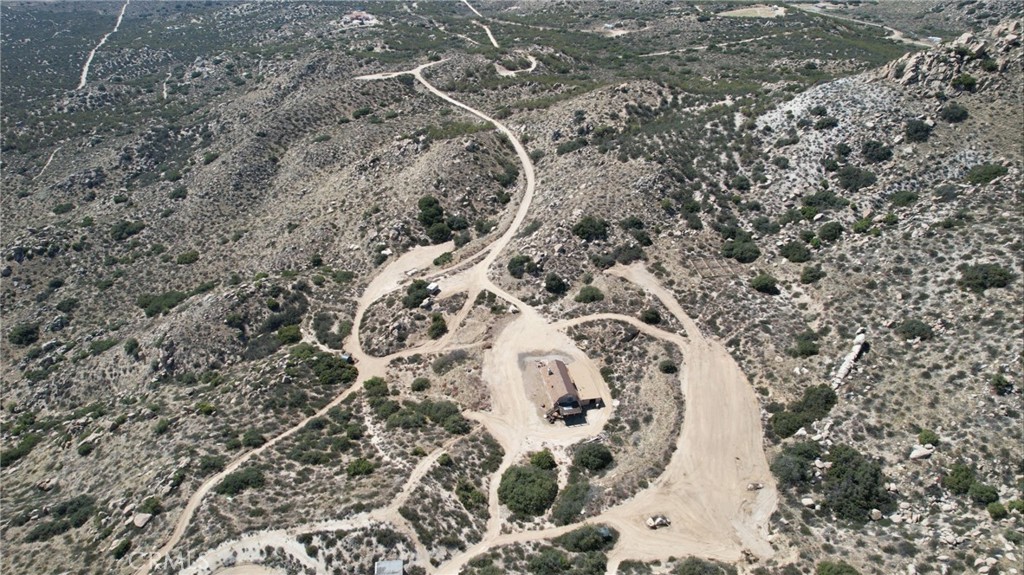 47870 Silent Valley Road Property Photo 2