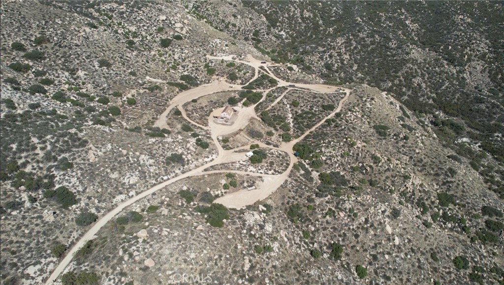 47870 Silent Valley Road Property Photo 3