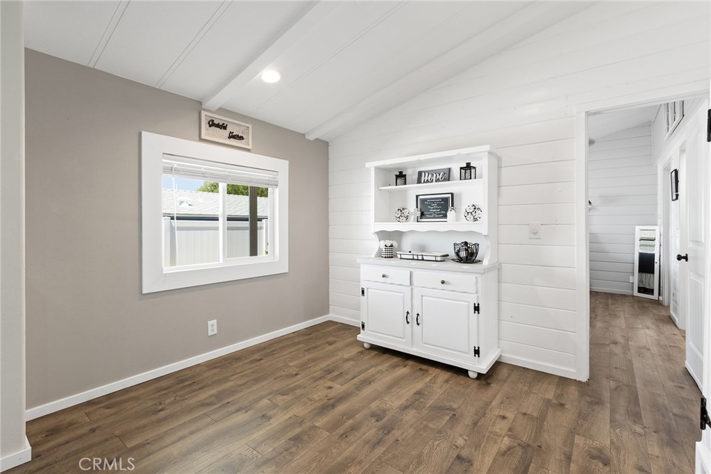 40914 Laredo Trail Property Photo 11