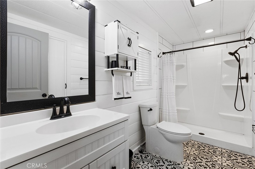 40914 Laredo Trail Property Photo 23