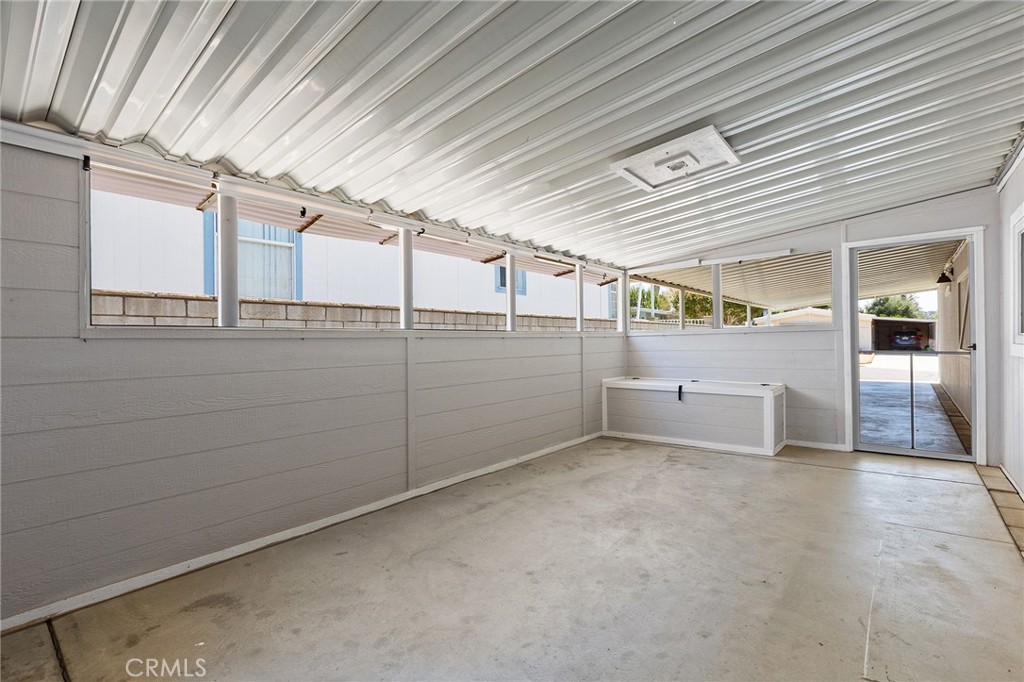 40914 Laredo Trail Property Photo 31
