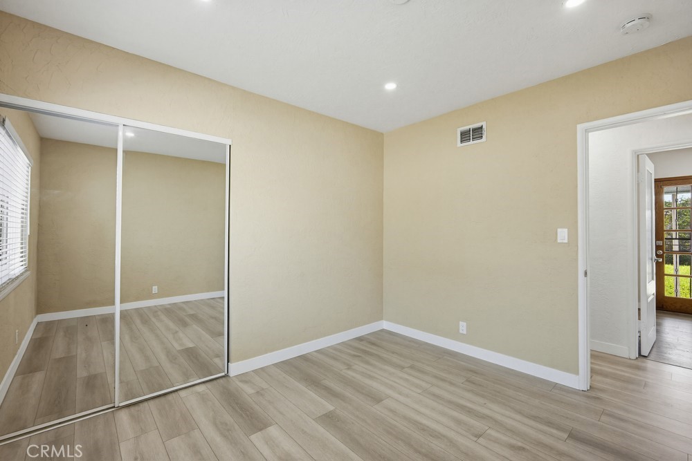 9805 Devon Street Property Photo 16