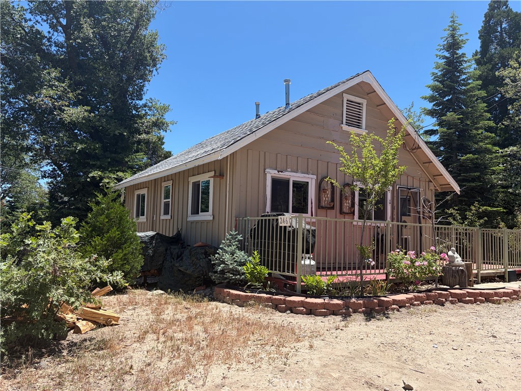 246 Chipmunk Property Photo 1