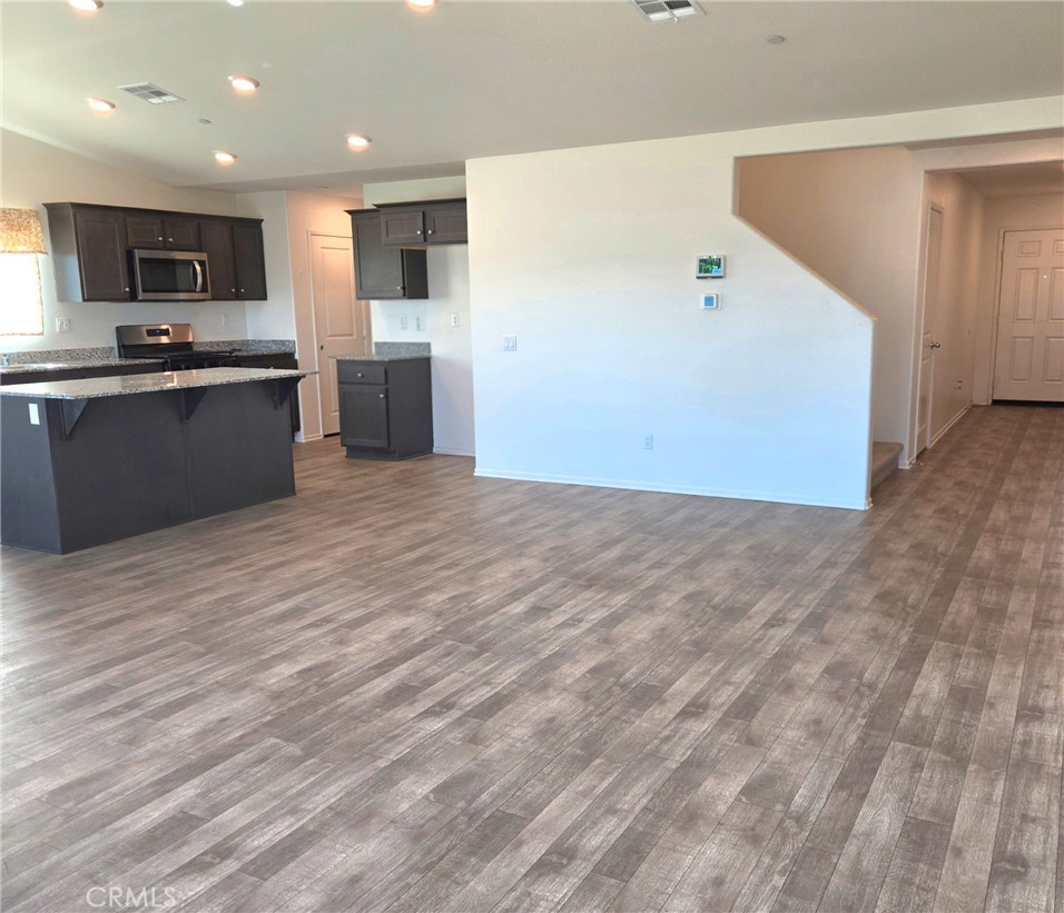586 Directo Property Photo 5