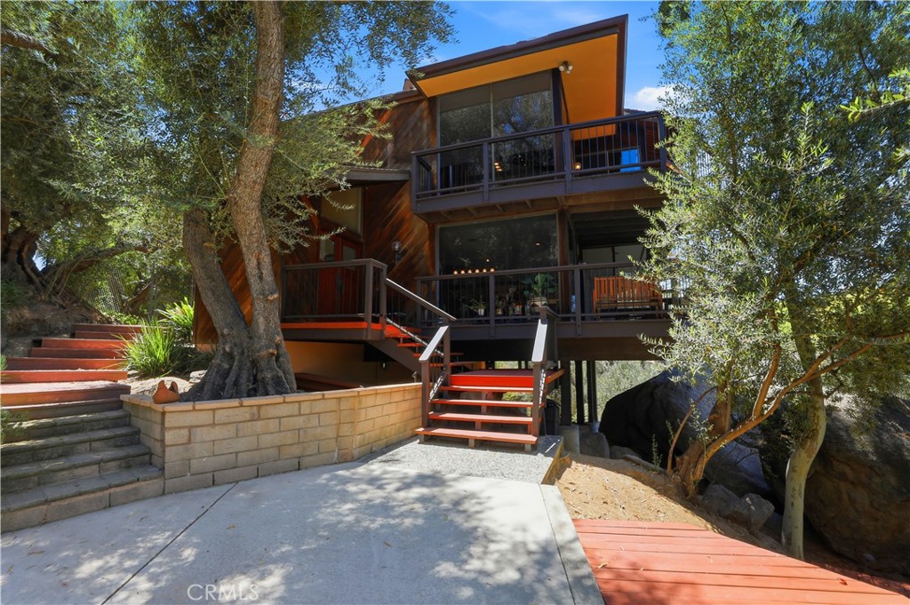 17115 Ranchero Property Photo 10